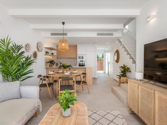 San Fulgencio - Mykonos View from Living area to Kitchen and Dining
