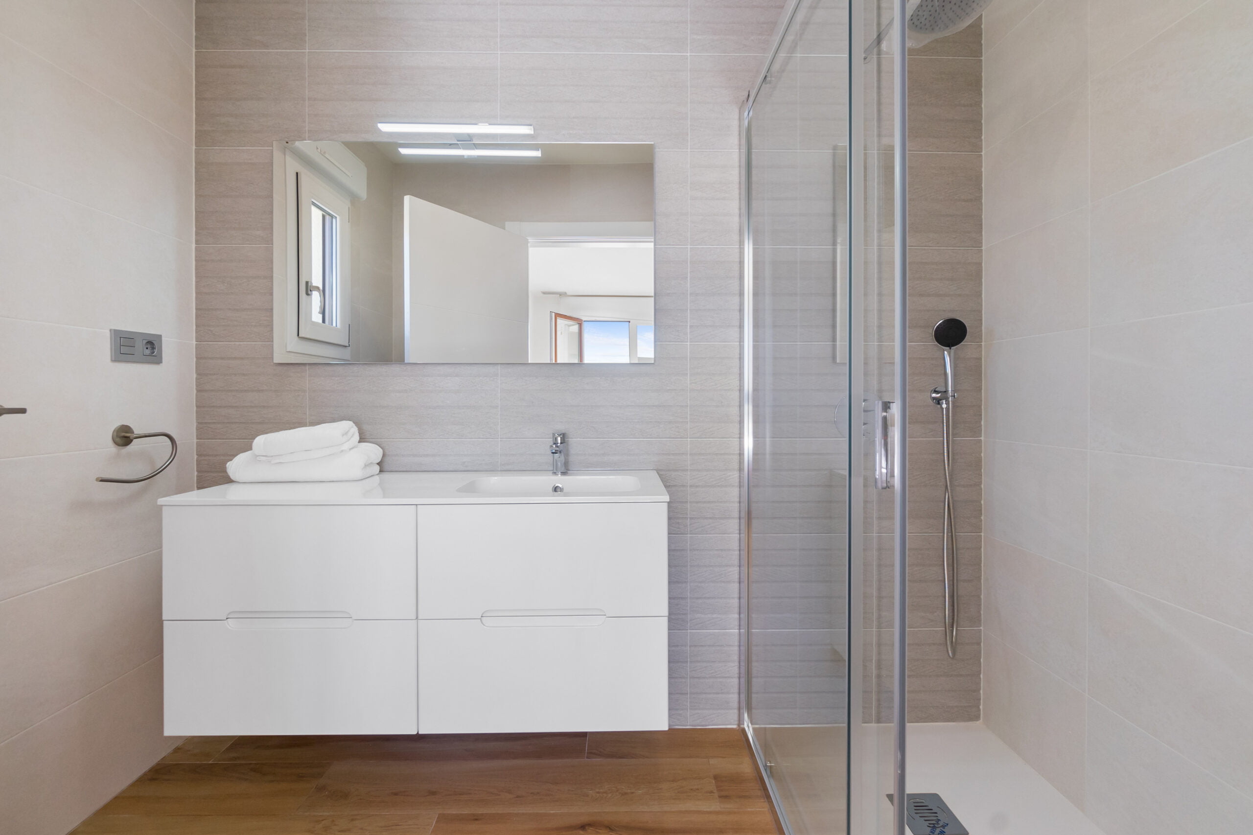 Azahar 1 – bathroom Azahar 1 - bathroom