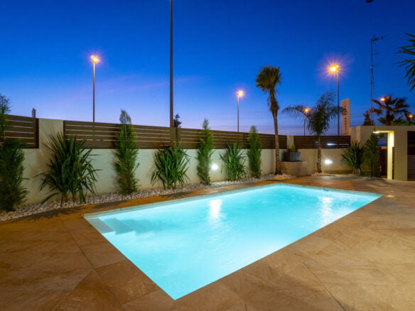 Residencial Azahar 1 - pool at night