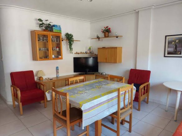 Calle La Haya, Living Area 1