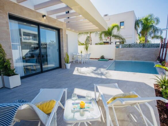 Alba Salina 1 - Los Montesinos - Patio