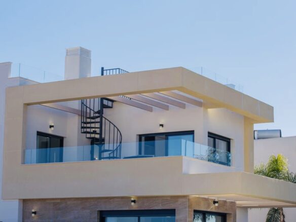 Alba Salina 1 - Los Montesinos - Side Profile