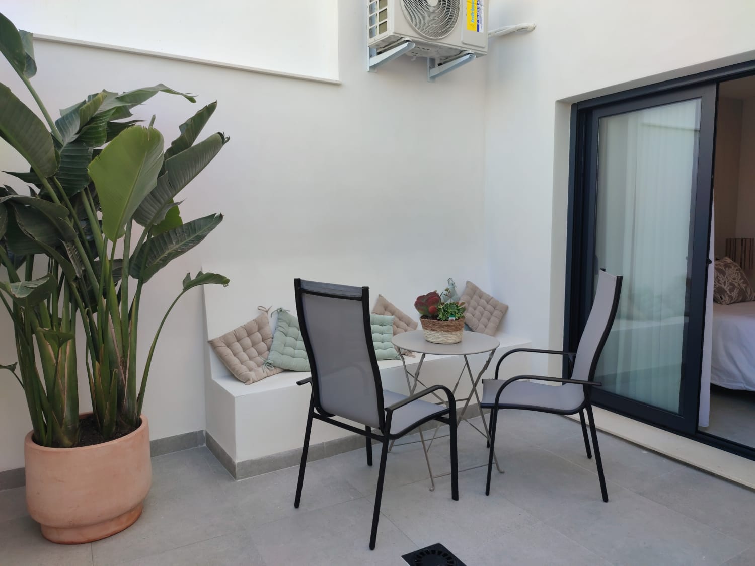 96002d2dIBMV2-PILAR-1