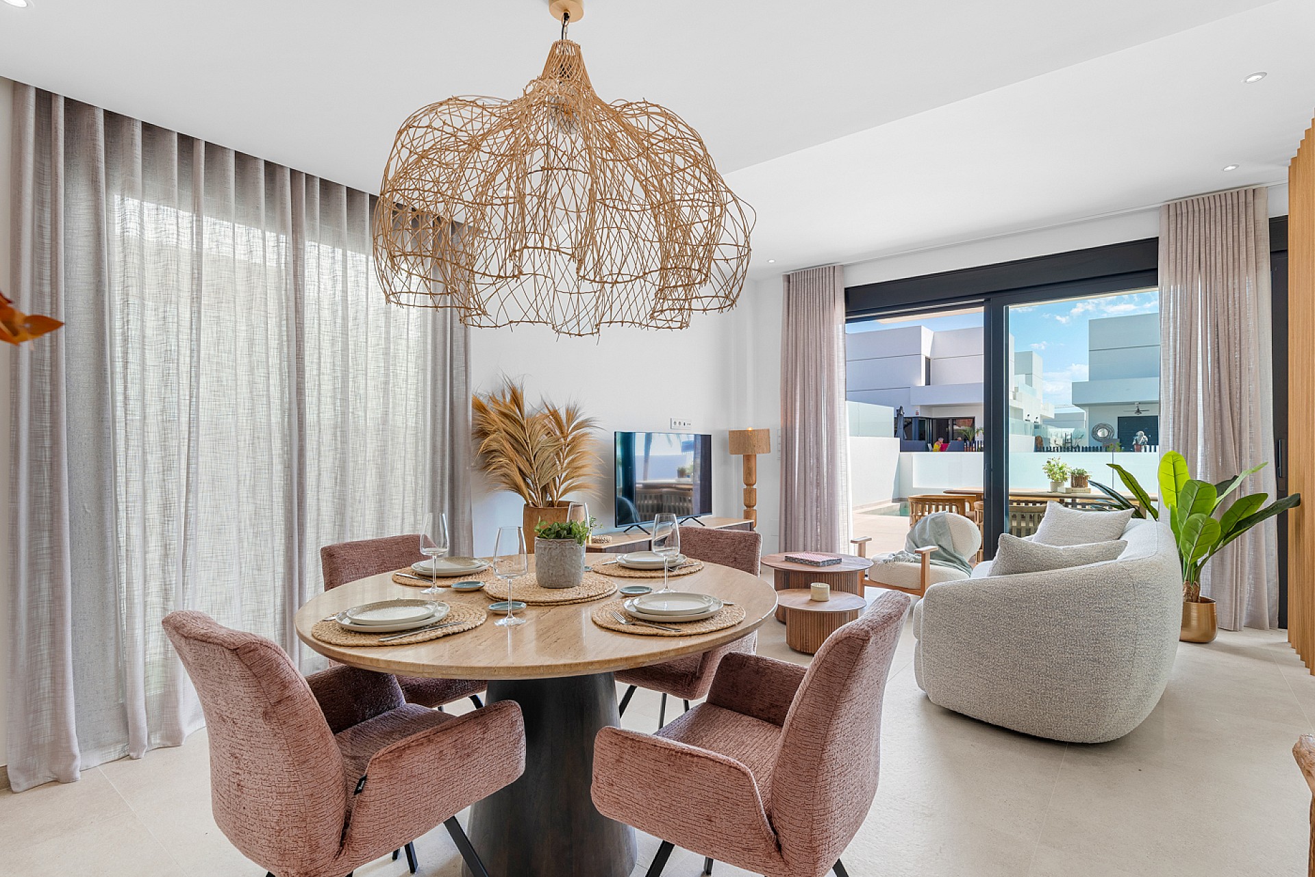 g_-21-paris-vii-salon-comedor